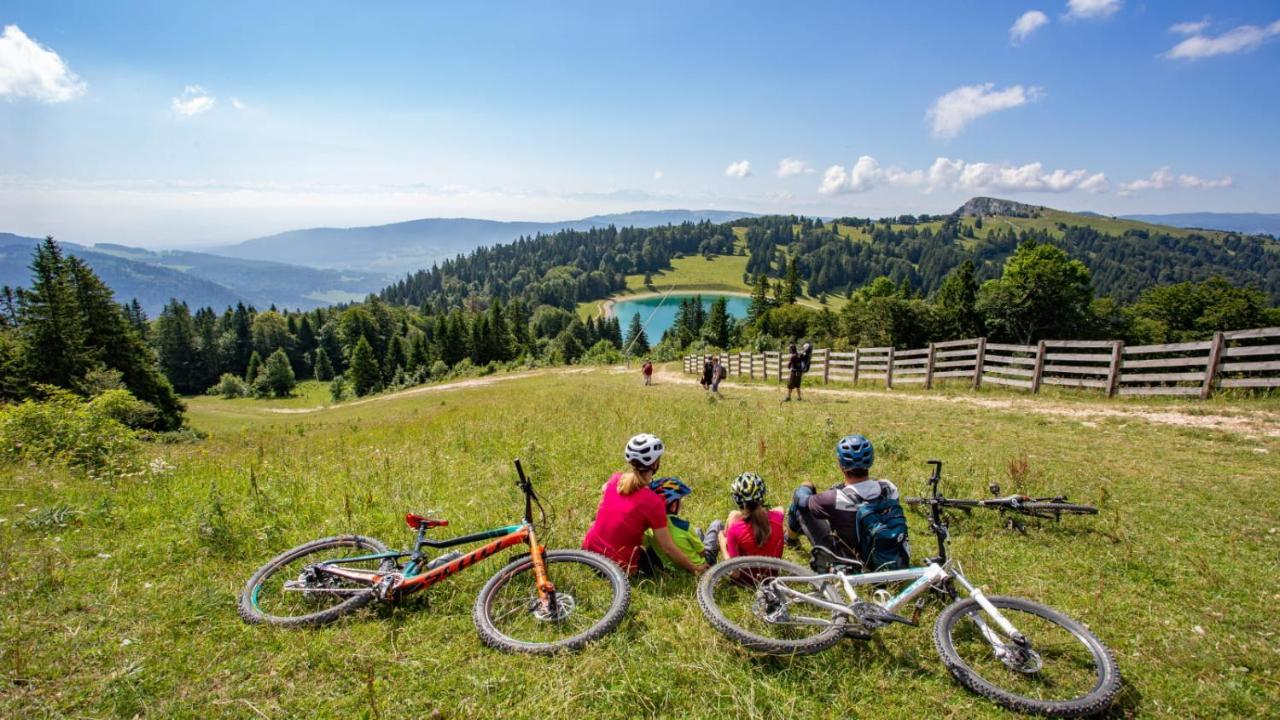 Nouveau chalet romantique à la montagne Métabief Extérieur photo